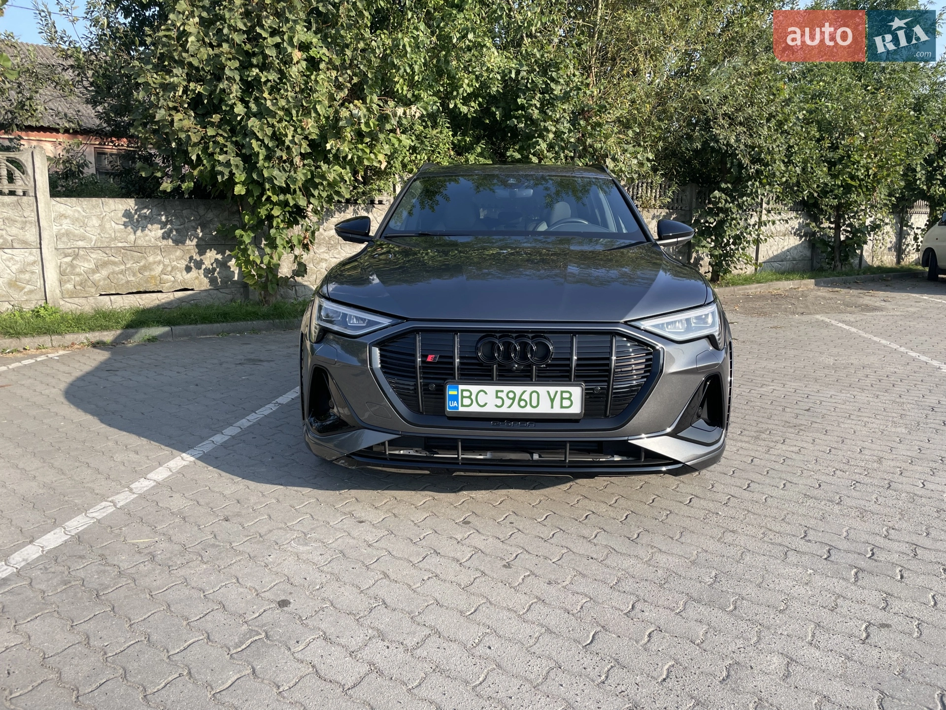 2022 Audi e-tron S - мініатюра 5