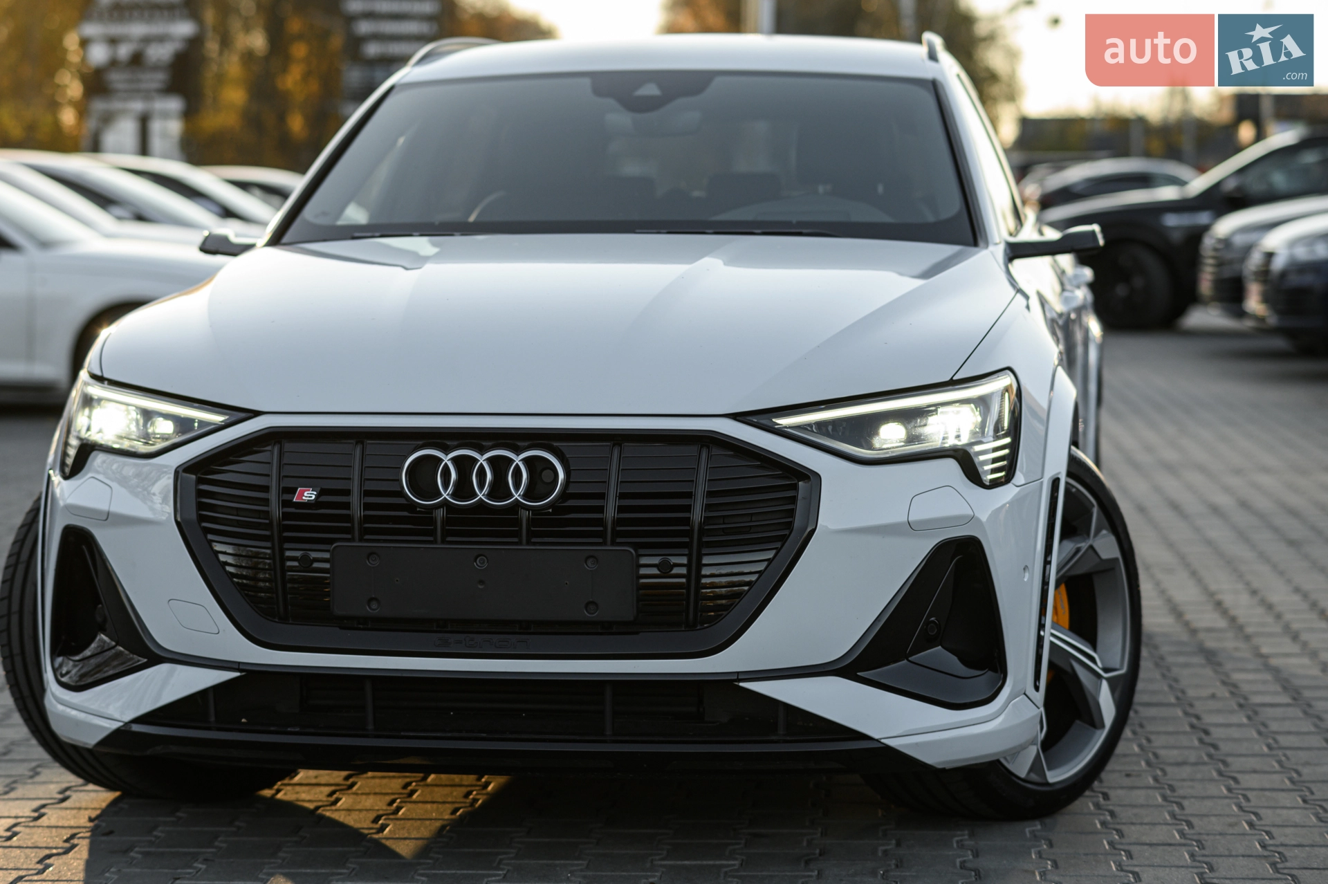 2021 Audi e-tron S - мініатюра 2