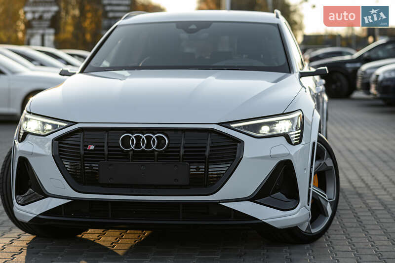 Позашляховик / Кросовер Audi e-tron S 2021 в Львові