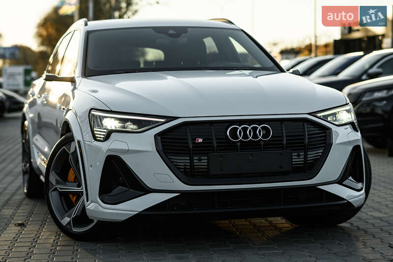 Позашляховик / Кросовер Audi e-tron S 2021 в Львові