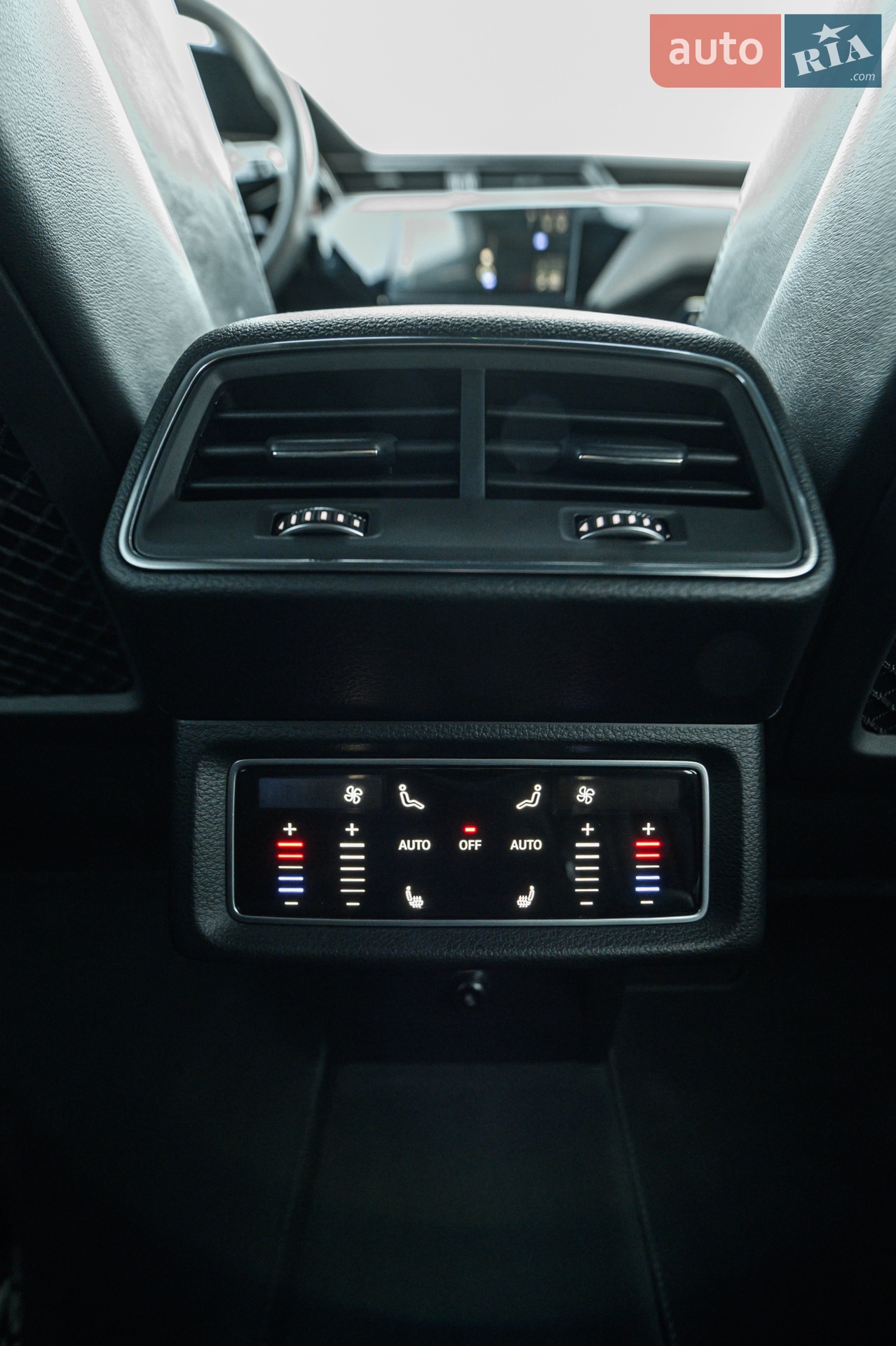 2021 Audi e-tron S - мініатюра 51