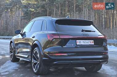 Позашляховик / Кросовер Audi e-tron S 2021 в Ковелі