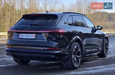 Позашляховик / Кросовер Audi e-tron S 2021 в Ковелі