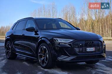 Позашляховик / Кросовер Audi e-tron S 2021 в Ковелі