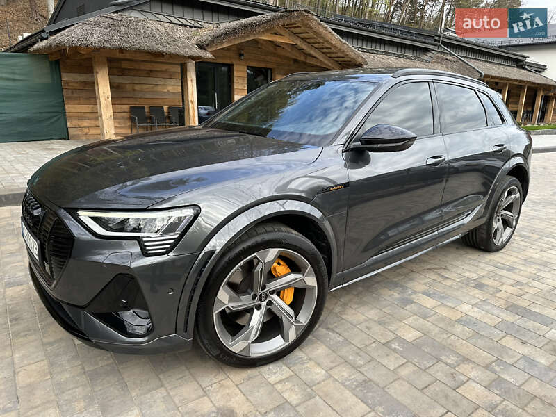 Внедорожник / Кроссовер Audi e-tron S 2022 в Львове