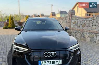 Внедорожник / Кроссовер Audi e-tron S 2021 в 