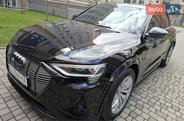 Внедорожник / Кроссовер Audi e-tron S 2021 в 