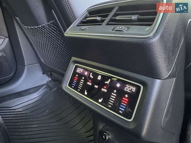 Позашляховик / Кросовер Audi e-tron S 2022 в Львові