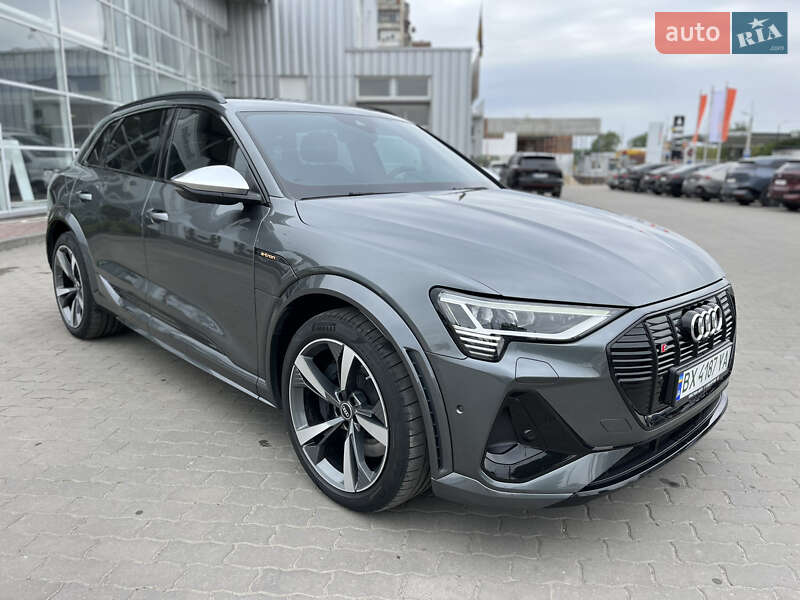 Audi e-tron S 2020