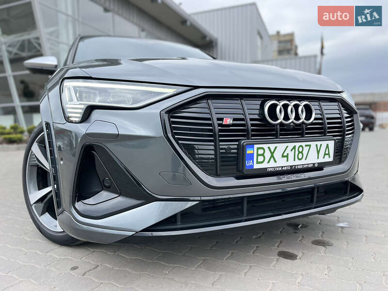 Audi e-tron S 2020