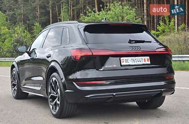 Внедорожник / Кроссовер Audi e-tron S 2021 в 