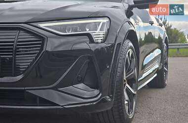 Внедорожник / Кроссовер Audi e-tron S 2021 в 