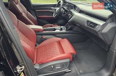 Внедорожник / Кроссовер Audi e-tron S 2021 в 