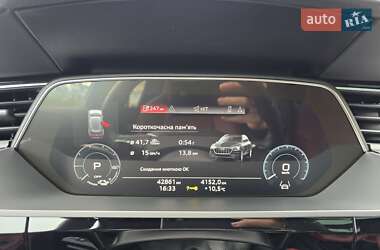 Внедорожник / Кроссовер Audi e-tron S 2021 в 