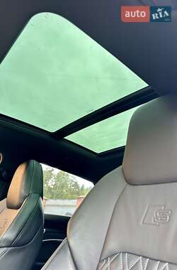 Внедорожник / Кроссовер Audi e-tron S 2021 в 