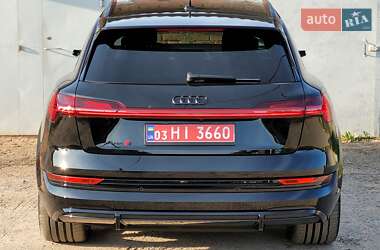 Внедорожник / Кроссовер Audi e-tron S 2022 в 