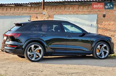 Внедорожник / Кроссовер Audi e-tron S 2022 в 