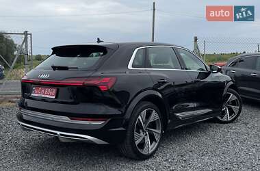Внедорожник / Кроссовер Audi e-tron S 2022 в 