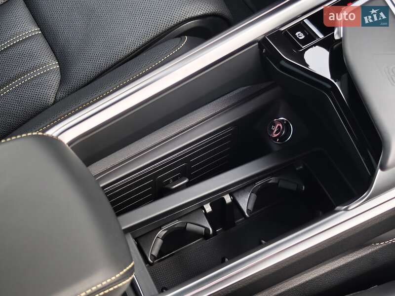 Внедорожник / Кроссовер Audi e-tron S 2022 в Луцке