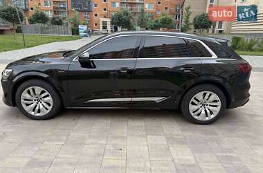 Внедорожник / Кроссовер Audi e-tron S 2021 в 