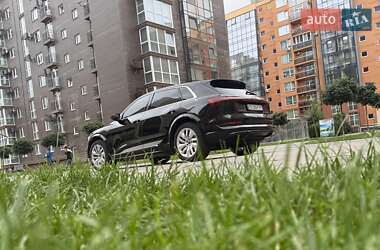 Внедорожник / Кроссовер Audi e-tron S 2021 в 