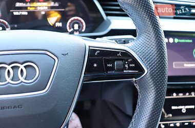 Позашляховик / Кросовер Audi e-tron S 2022 в Львові