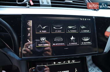 Внедорожник / Кроссовер Audi e-tron S 2022 в 