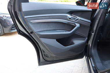 Позашляховик / Кросовер Audi e-tron S 2022 в Львові