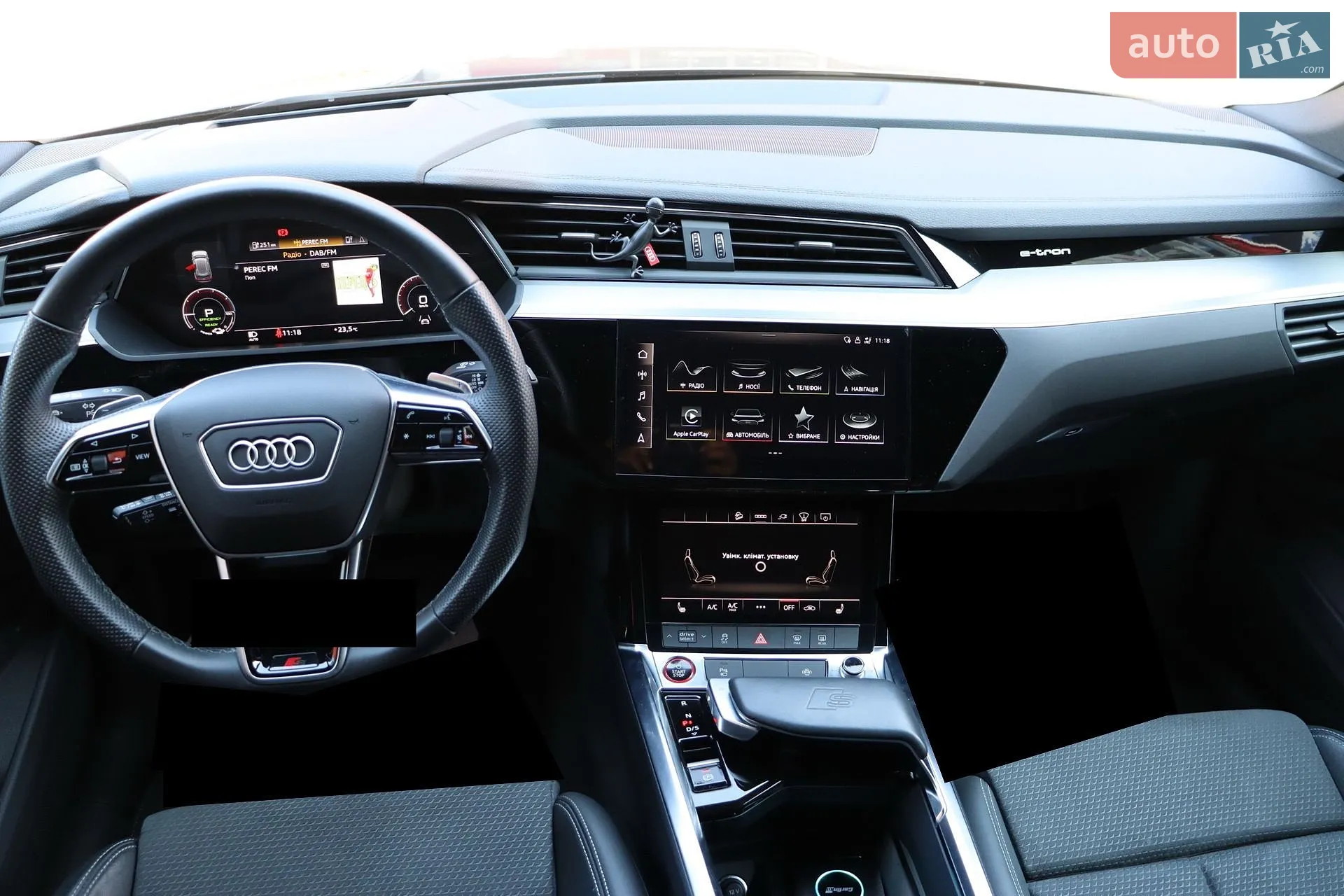 2022 Audi e-tron S - мініатюра 44