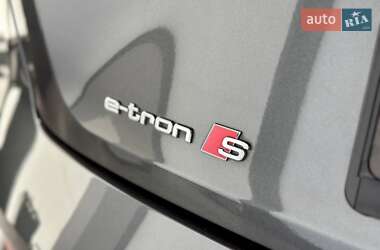 Внедорожник / Кроссовер Audi e-tron S 2021 в 