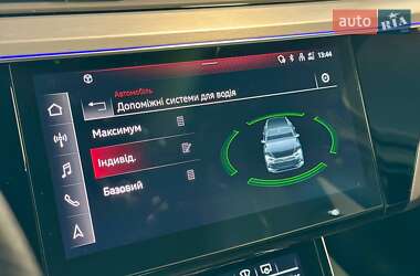 Внедорожник / Кроссовер Audi e-tron S 2021 в 