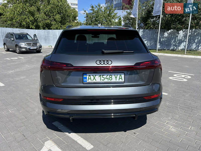 Позашляховик / Кросовер Audi e-tron S 2023 в Харкові фото 9 Позашляховик / Кросовер Audi e-tron S 2023 в Харкові