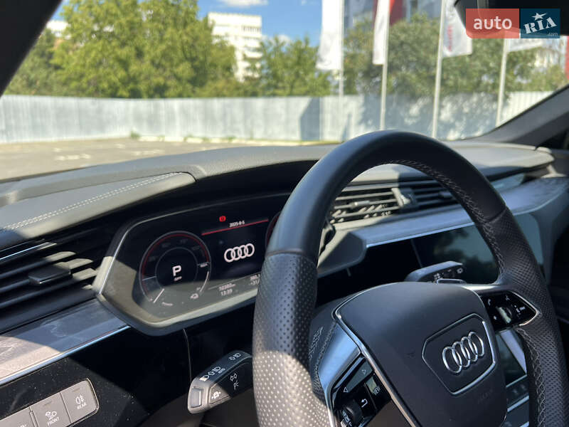 Позашляховик / Кросовер Audi e-tron S 2023 в Харкові фото 16 Позашляховик / Кросовер Audi e-tron S 2023 в Харкові