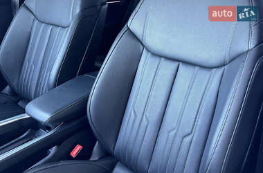 Внедорожник / Кроссовер Audi e-tron S 2022 в 