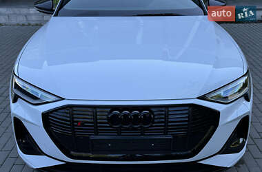 Внедорожник / Кроссовер Audi e-tron S 2022 в 