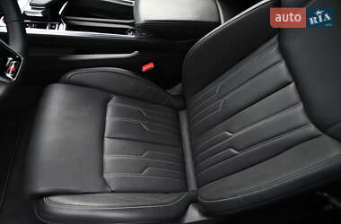 Внедорожник / Кроссовер Audi e-tron S 2022 в 