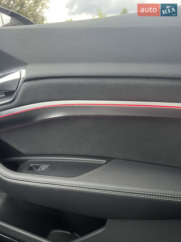 Внедорожник / Кроссовер Audi e-tron S 2021 в Василькове фото 46 Внедорожник / Кроссовер Audi e-tron S 2021 в Василькове