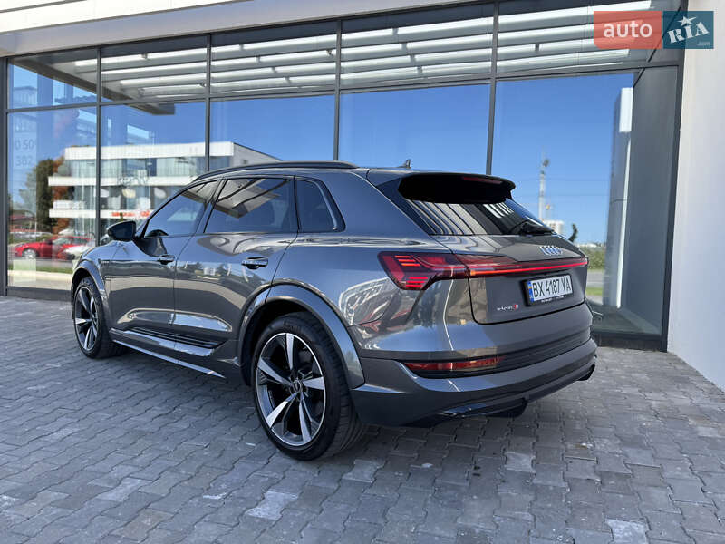 Внедорожник / Кроссовер Audi e-tron S 2020 в Хмельницком фото 13 Внедорожник / Кроссовер Audi e-tron S 2020 в Хмельницком