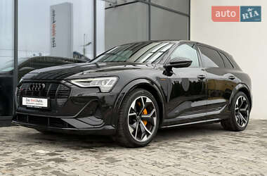 Внедорожник / Кроссовер Audi e-tron S 2022 в 