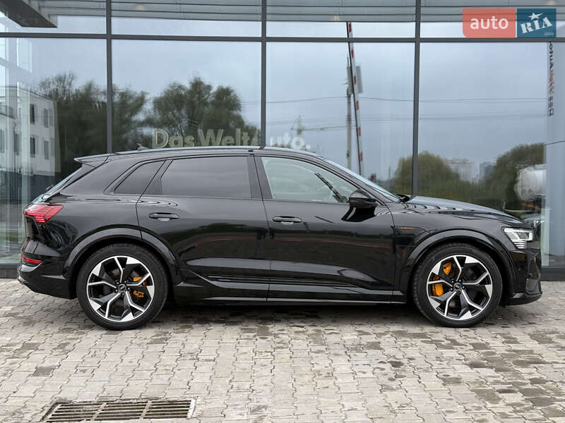 Позашляховик / Кросовер Audi e-tron S 2022 в Хмельницькому фото 8 Позашляховик / Кросовер Audi e-tron S 2022 в Хмельницькому