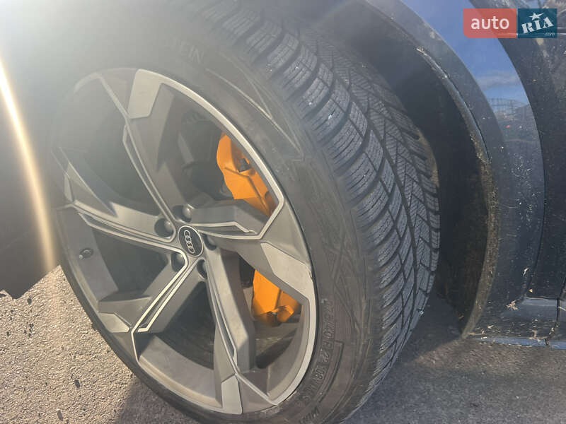 Внедорожник / Кроссовер Audi e-tron S 2021 в Василькове фото 60 Внедорожник / Кроссовер Audi e-tron S 2021 в Василькове