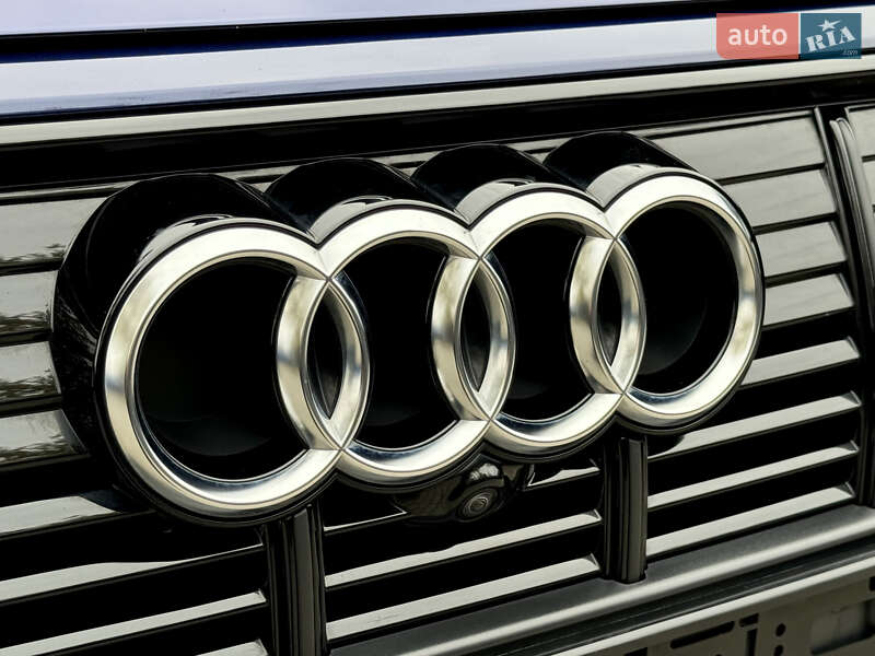 Позашляховик / Кросовер Audi e-tron S 2021 в Києві фото 11 Позашляховик / Кросовер Audi e-tron S 2021 в Києві