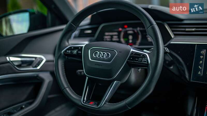 Внедорожник / Кроссовер Audi e-tron S 2022 в Черновцах фото 22 Внедорожник / Кроссовер Audi e-tron S 2022 в Черновцах