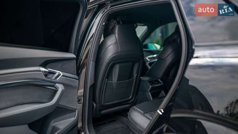 Внедорожник / Кроссовер Audi e-tron S 2022 в Черновцах фото 41 Внедорожник / Кроссовер Audi e-tron S 2022 в Черновцах