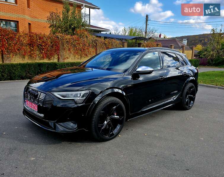 Позашляховик / Кросовер Audi e-tron S 2021 в Вінниці фото 10 Позашляховик / Кросовер Audi e-tron S 2021 в Вінниці