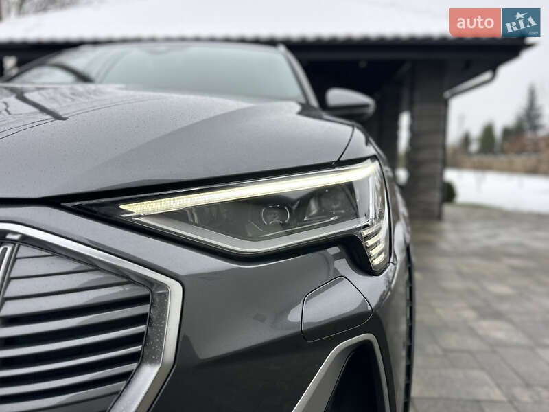 Внедорожник / Кроссовер Audi e-tron S 2022 в Луцке фото 26 Внедорожник / Кроссовер Audi e-tron S 2022 в Луцке