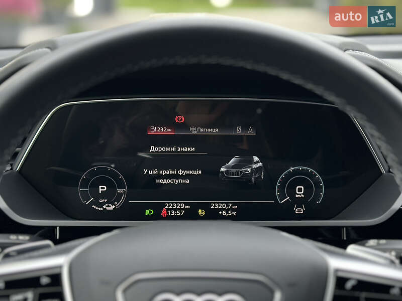Позашляховик / Кросовер Audi e-tron S 2022 в Луцьку