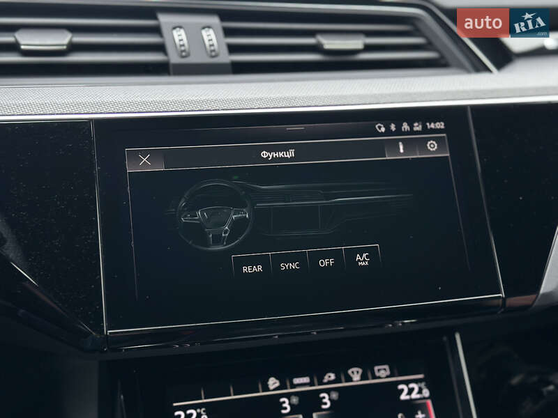 Позашляховик / Кросовер Audi e-tron S 2022 в Луцьку