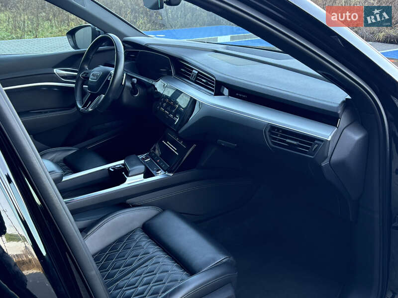 Внедорожник / Кроссовер Audi e-tron S 2021 в Львове фото 74 Внедорожник / Кроссовер Audi e-tron S 2021 в Львове