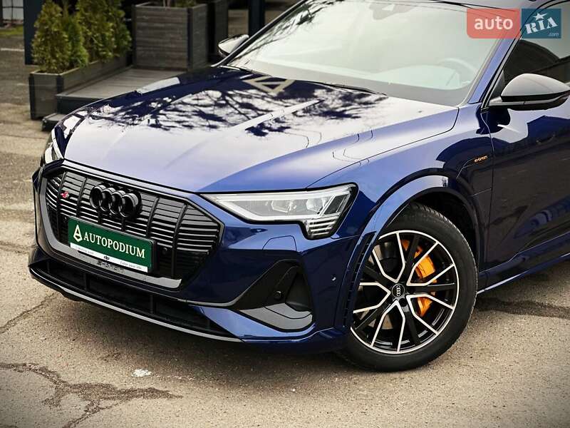 Внедорожник / Кроссовер Audi e-tron S 2021 в Киеве